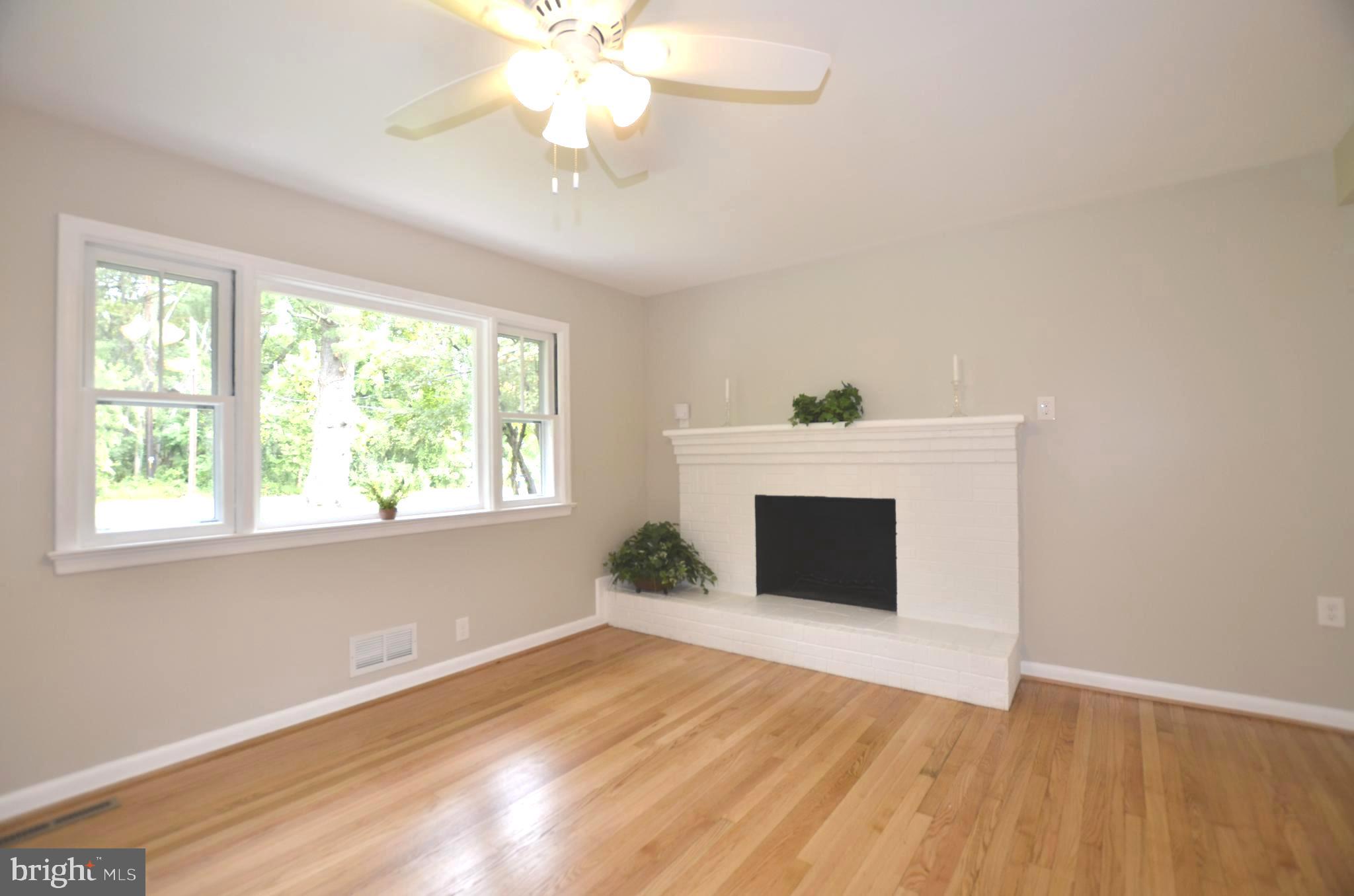 15320 Schaeffer Road Boyds, MD 20841 - Photo 11 of 48