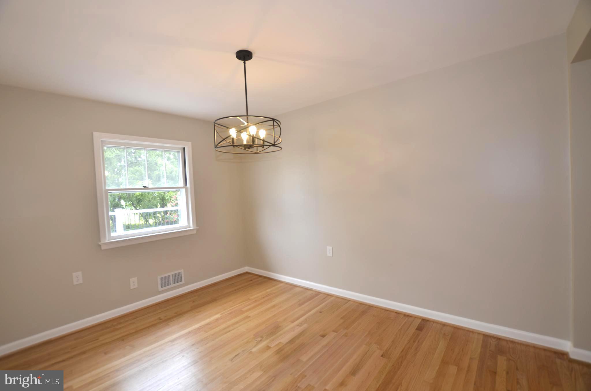 15320 Schaeffer Road Boyds, MD 20841 - Photo 17 of 48