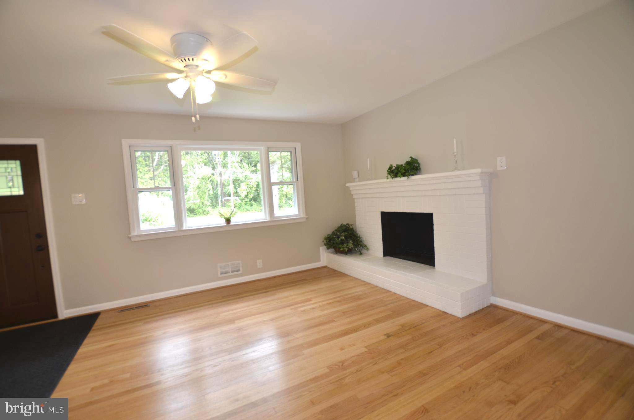 15320 Schaeffer Road Boyds, MD 20841 - Photo 19 of 48