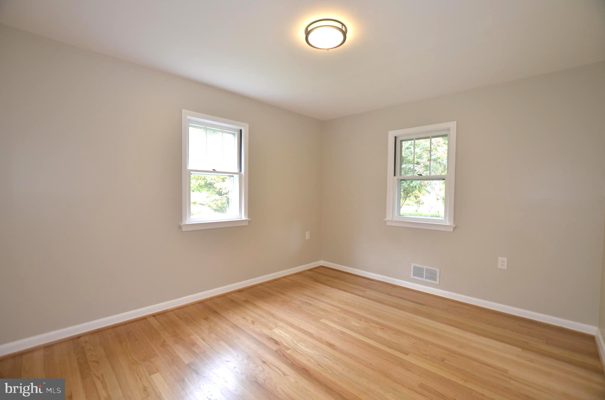 15320 Schaeffer Road Boyds, MD 20841 - Photo 22 of 48