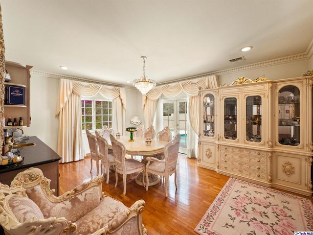 $2,550,000 | 3339 Stephens Circle, Glendale, CA 91208