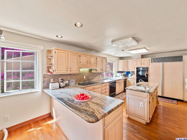 $2,550,000 | 3339 Stephens Circle, Glendale, CA 91208