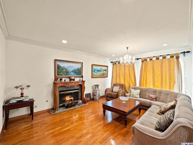 $2,550,000 | 3339 Stephens Circle, Glendale, CA 91208