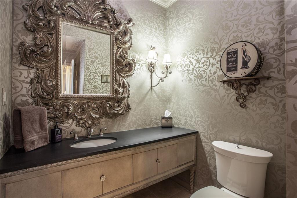 8145 Ridley Court Indianapolis, IN 46260 - Photo 20 of 41 Gallery Image 20