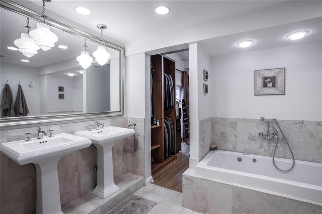8145 Ridley Court Indianapolis, IN 46260 - Photo 24 of 41 Gallery Image 24