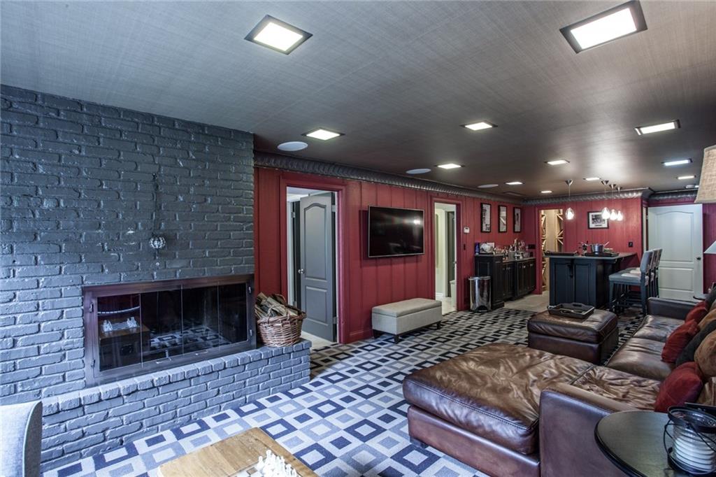 8145 Ridley Court Indianapolis, IN 46260 - Photo 29 of 41 Gallery Image 29