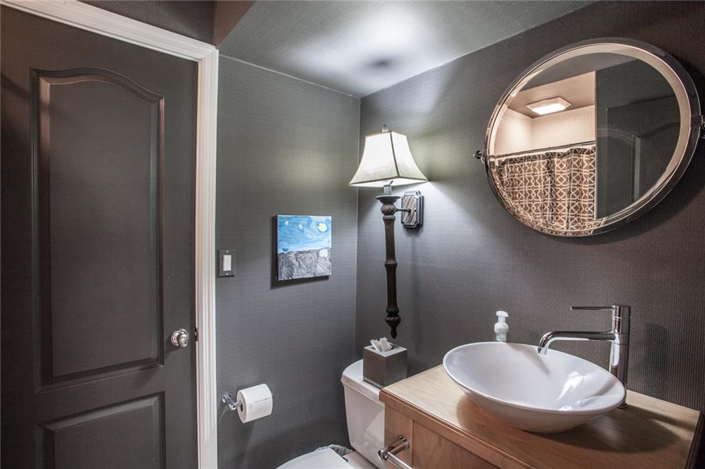 8145 Ridley Court Indianapolis, IN 46260 - Photo 38 of 41 Gallery Image 38
