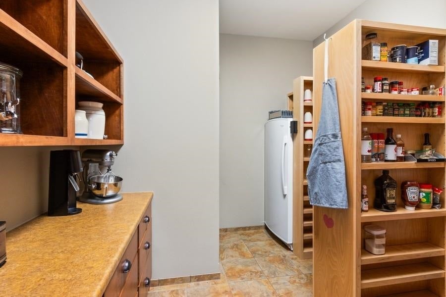 3747 Cottage Reserve Road Northeast Solon, IA 52333 - Photo 17 of 63 Gallery Image 17