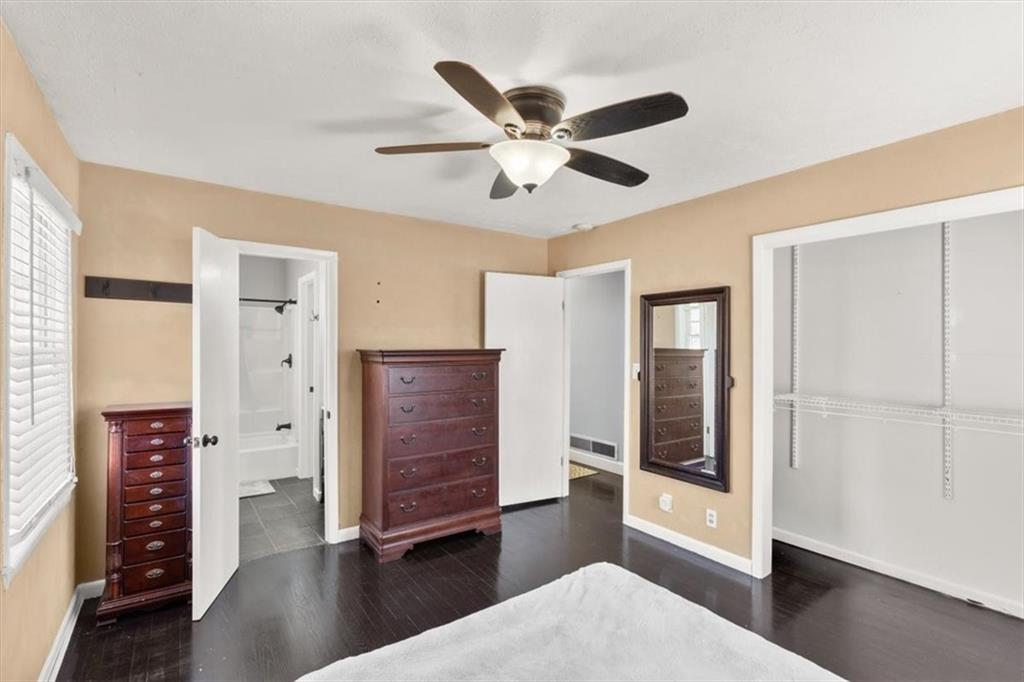 213 Cook Street Cartersville, GA 30120 - Photo 21 of 45 a living room with furniture and wooden floor
