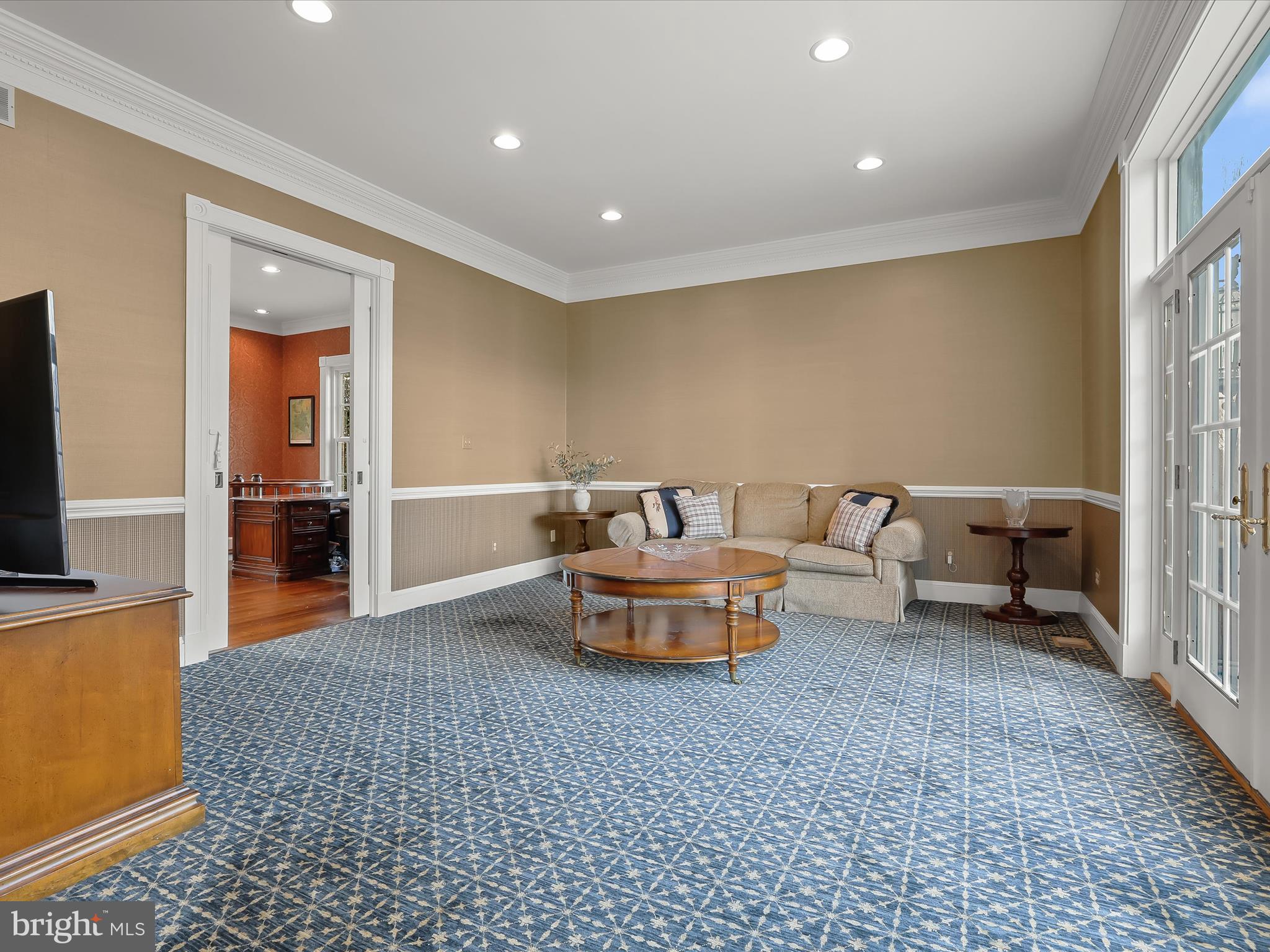 2612 Monkton Road Monkton, MD 21111 - Photo 23 of 81 a living room with furniture and a flat screen tv