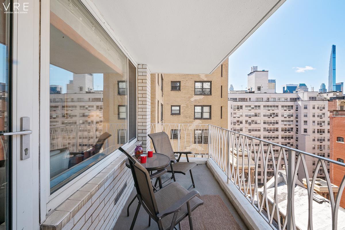 1160 3rd Avenue, Unit 11K Manhattan, NY 10065 - Photo 6 of 9