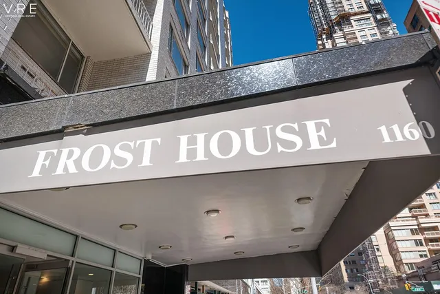 $695,000 | 1160 3rd Avenue, Unit 11K | Lenox Hill