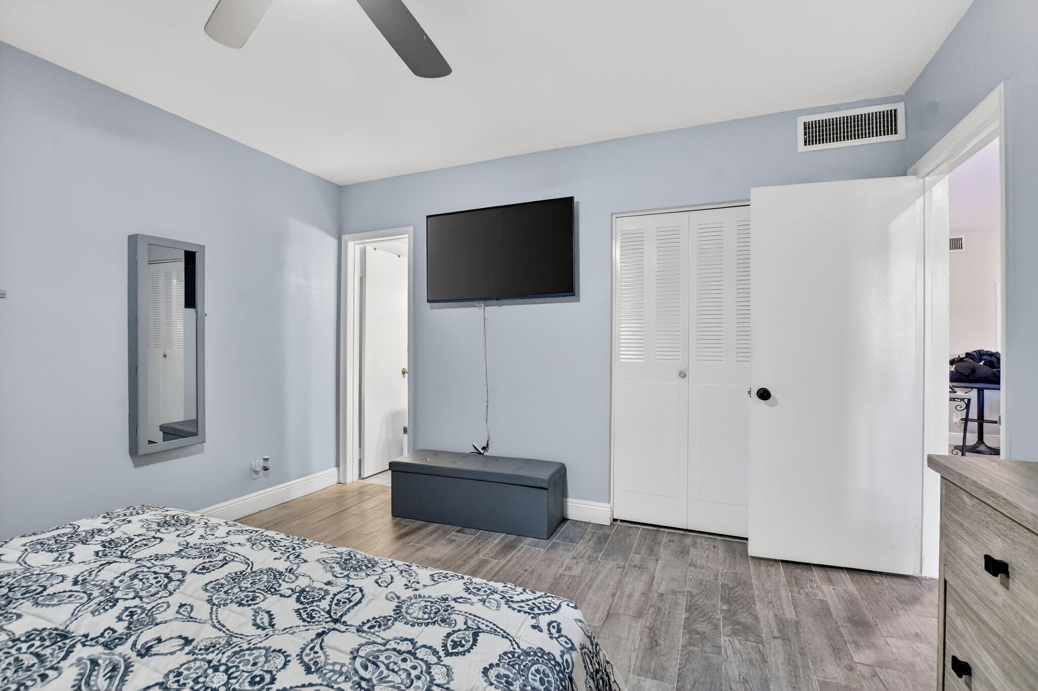 300 Northeast 20th Street, Unit 7060 Boca Raton, FL 33431 - Photo 13 of 28 Primary Bedroom