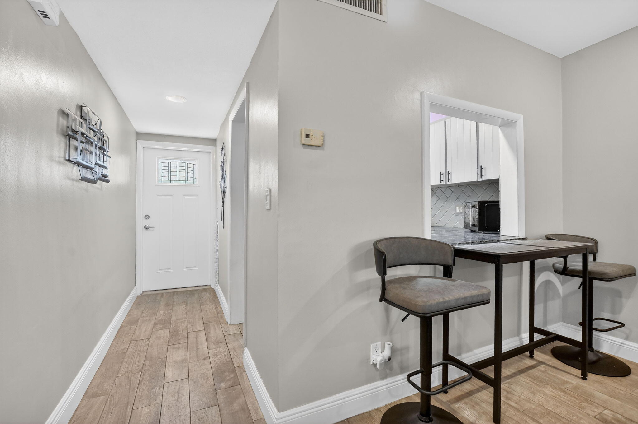 300 Northeast 20th Street, Unit 7060 Boca Raton, FL 33431 - Photo 3 of 28 Entrance