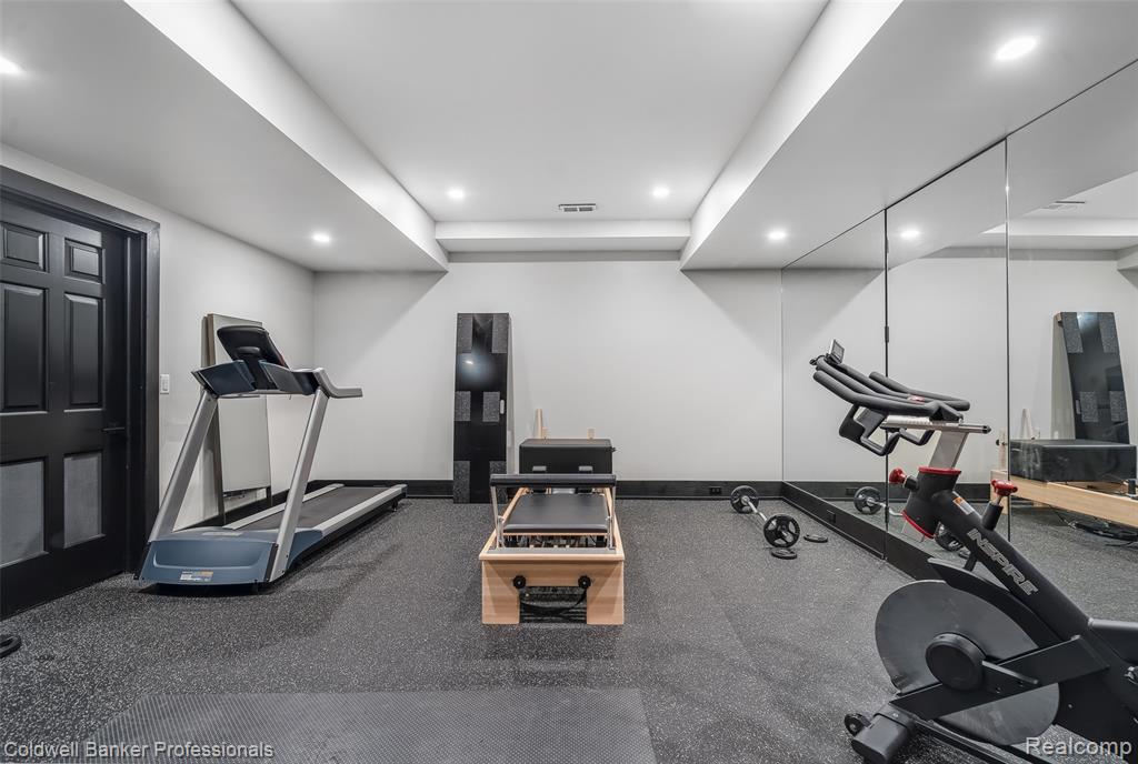 477 Dunston Road Bloomfield Hills, MI 48304 - Photo 54 of 67