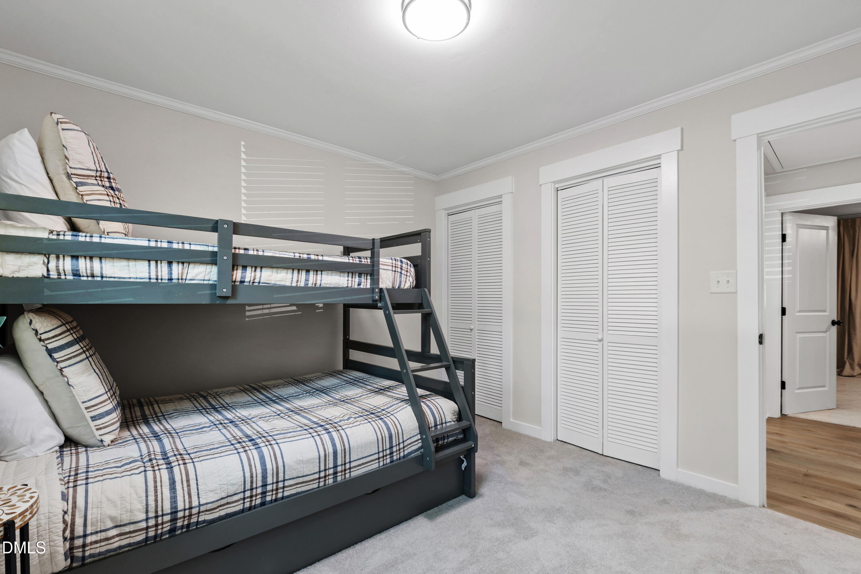 425 East Millbrook Road Raleigh, NC 27609 - Photo 29 of 53 Millbrook-19