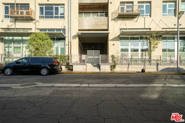 $1,315,000 | 530 South Hewitt Street, Unit 147, Los Angeles, CA 90013