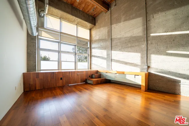 $1,315,000 | 530 South Hewitt Street, Unit 147, Los Angeles, CA 90013