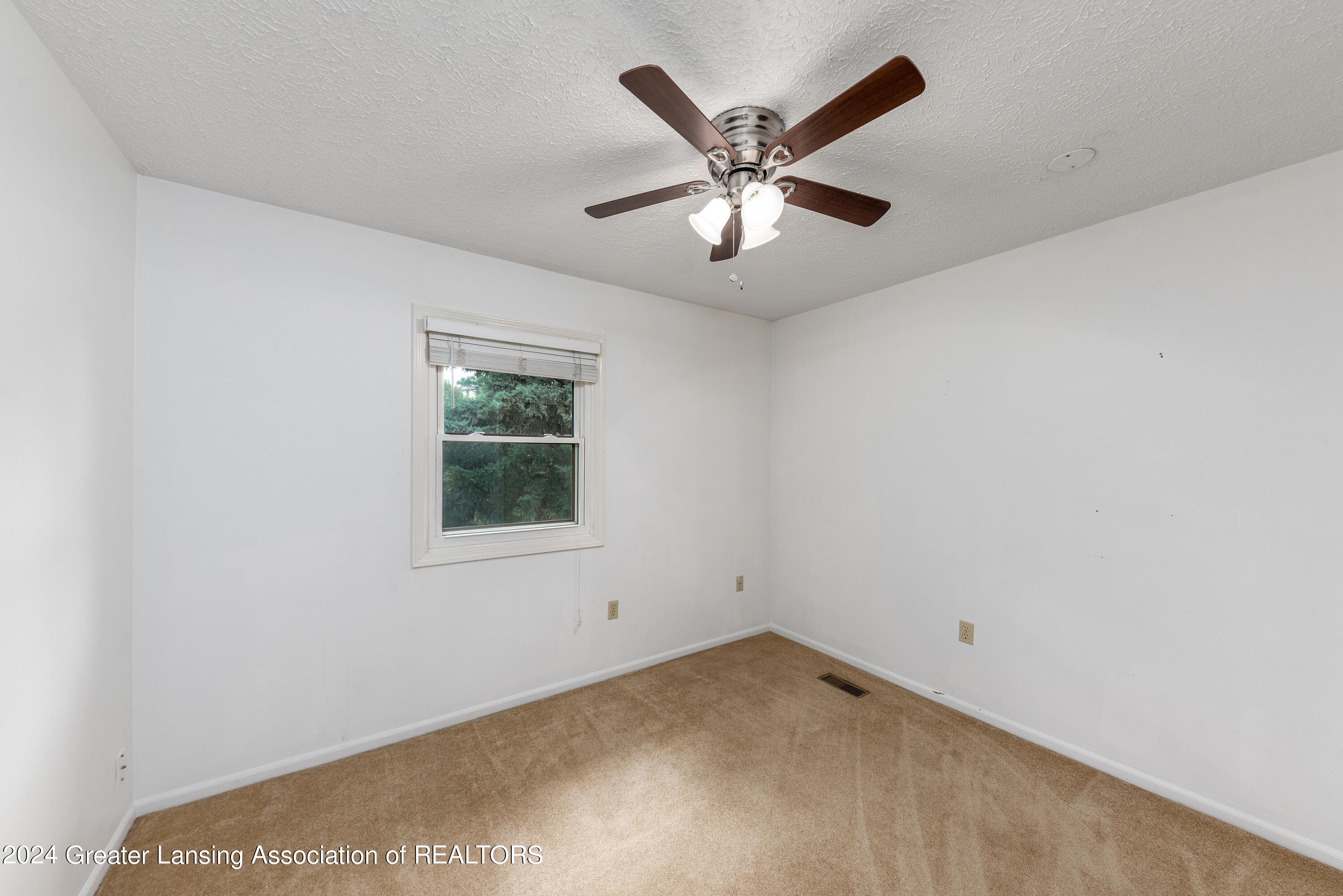 5471 Maple Ridge Road Haslett, MI 48840 - Photo 11 of 20 Bed 2