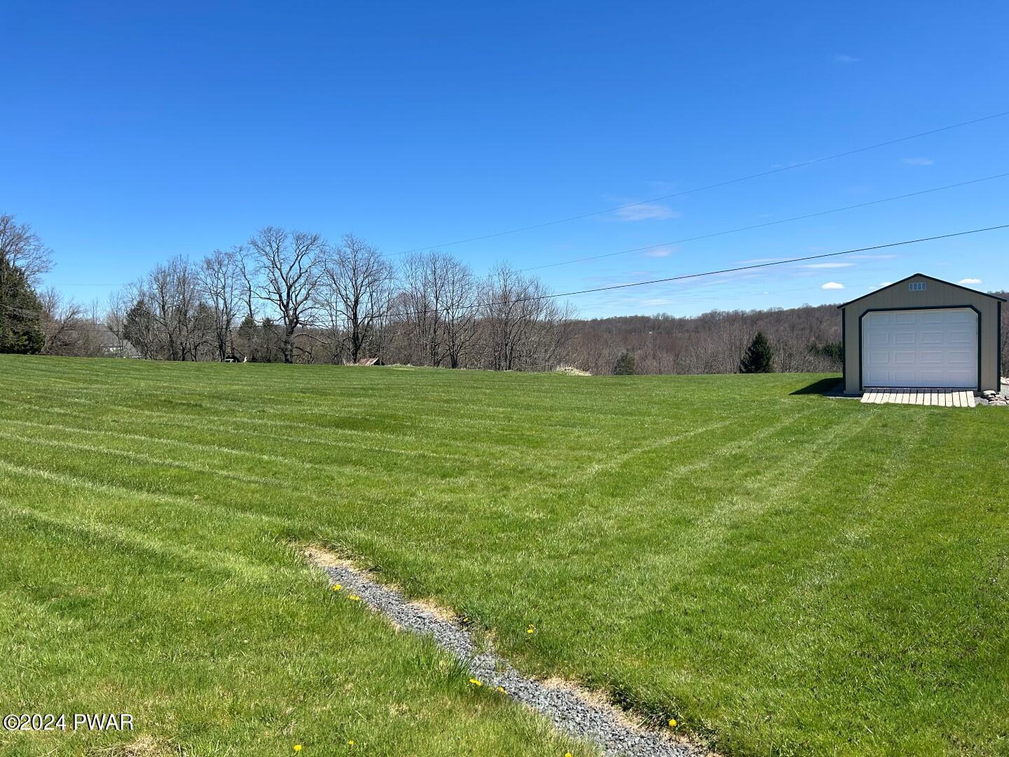 434 Torrey Road Honesdale, PA 18431 - Photo 5 of 46