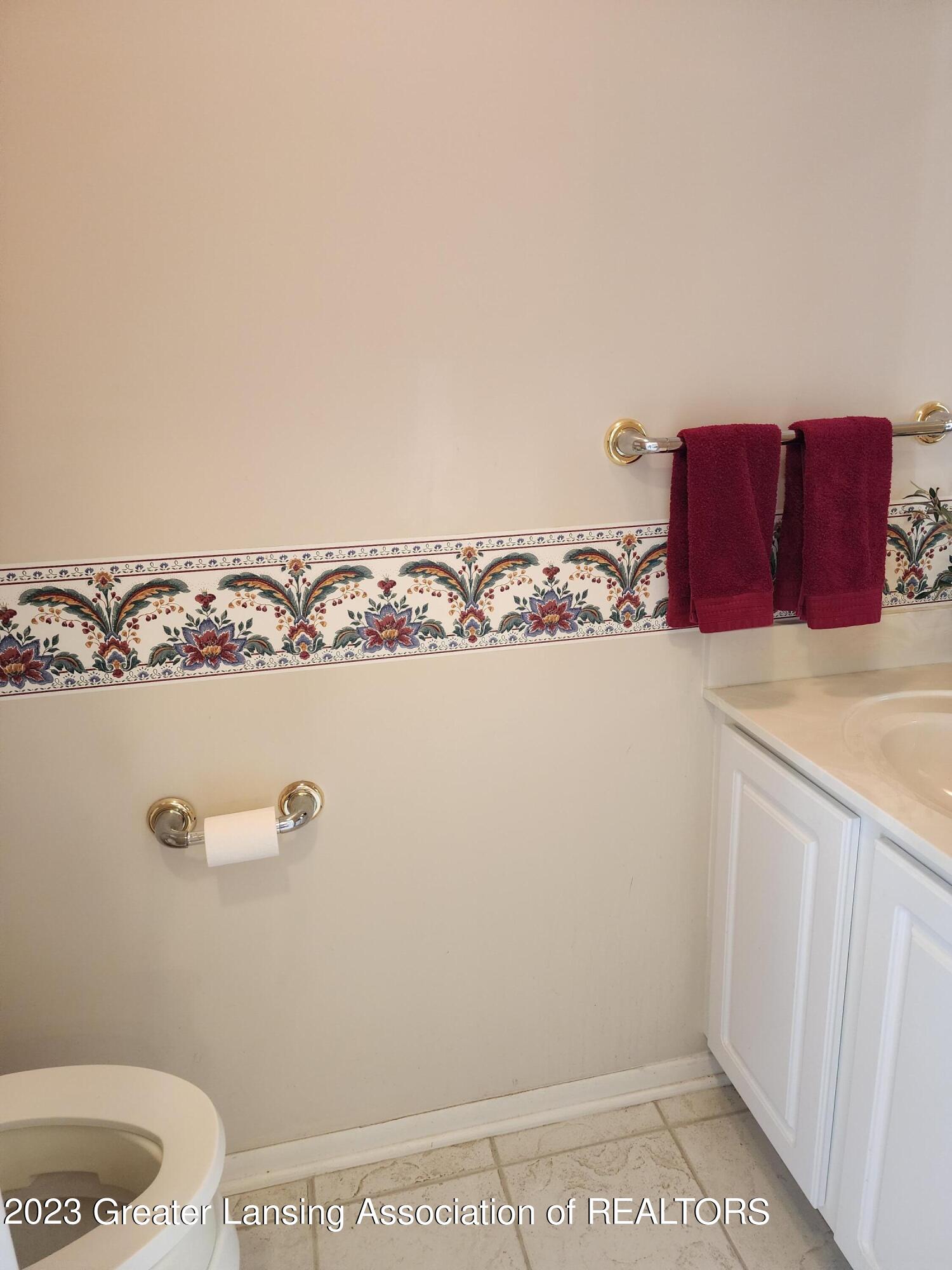 2806 Lamb Road, Unit 17 Mason, MI 48854 - Photo 13 of 19 1/2 bath