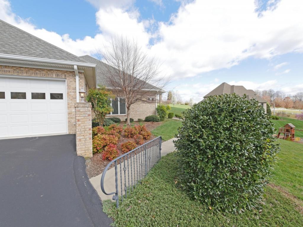 138 Millwood Road Bristol, TN 37620 - Photo 4 of 33 Photo 4