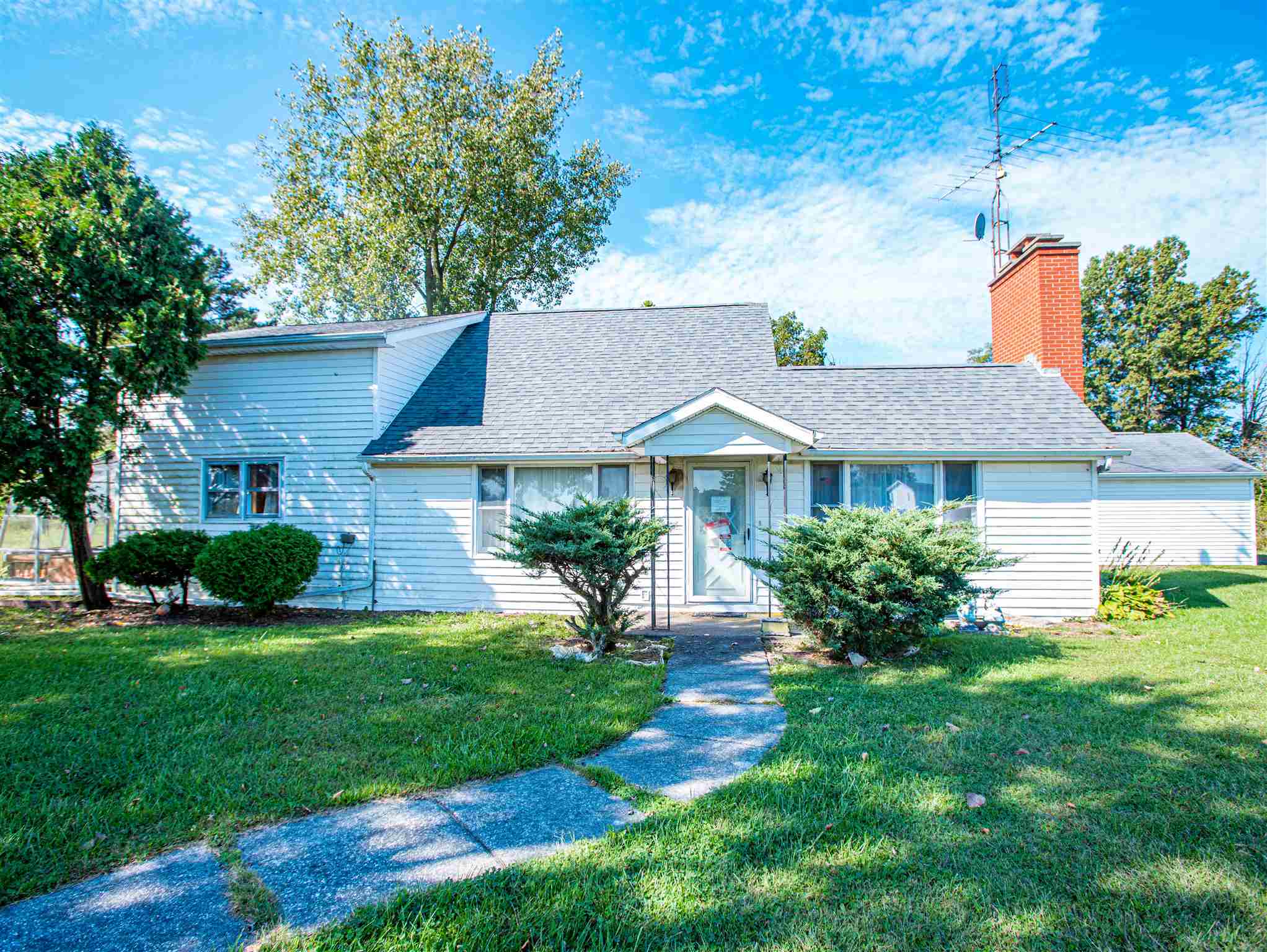 7370 South Como Road Ridgeville, IN 47380 - Photo 1 of 12 Gallery Image 1