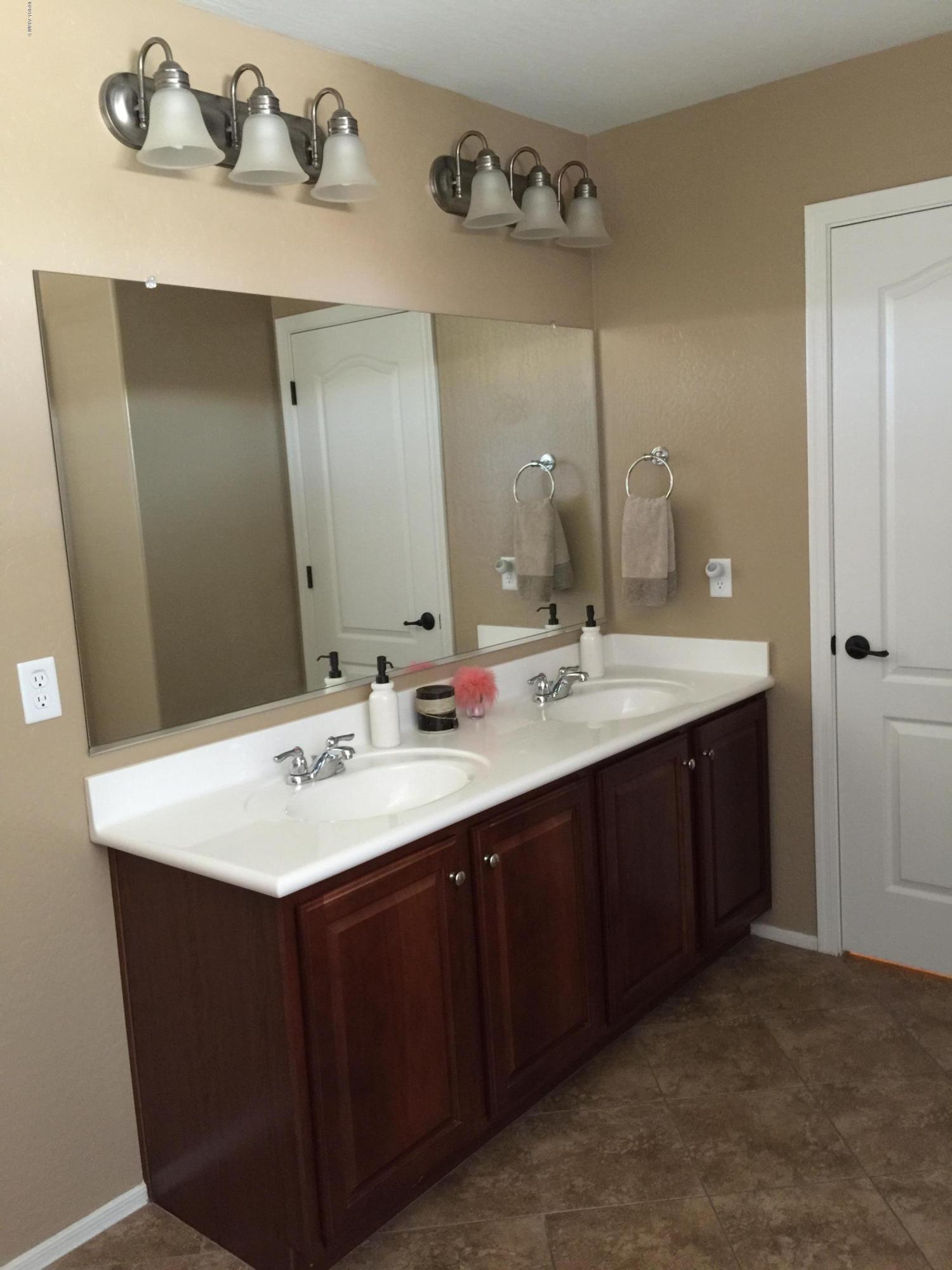 3446 East Michelle Way Gilbert, AZ 85234 - Photo 21 of 24 Master bath.JPG