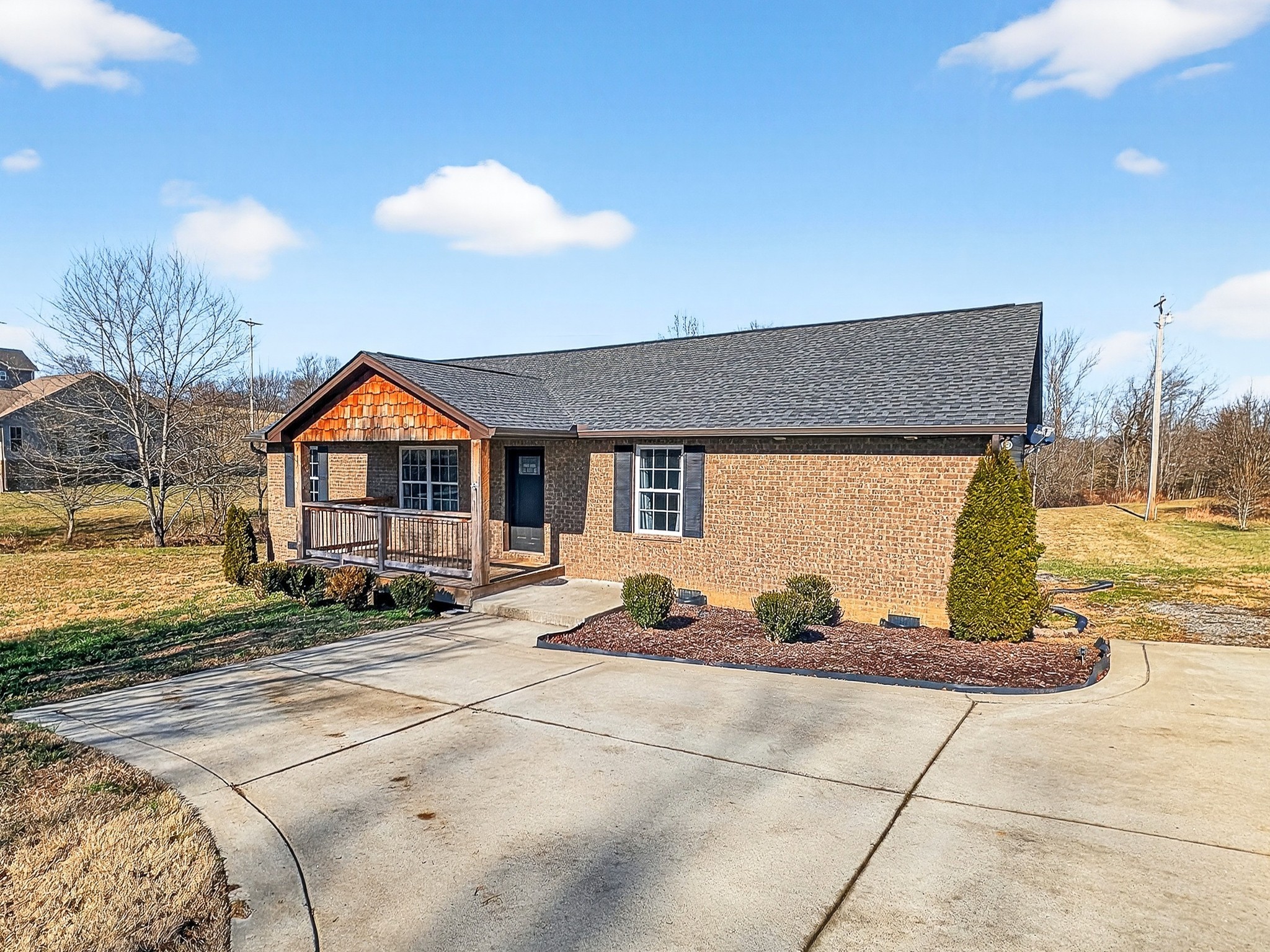 621 Womack Road Bethpage, TN 37022 - Photo 4 of 50