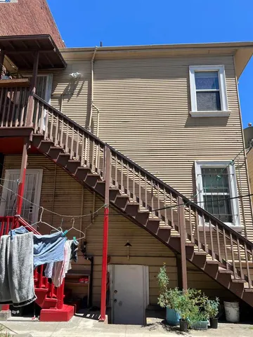 $795,000 | 909 Alice Street, Oakland, CA 94607