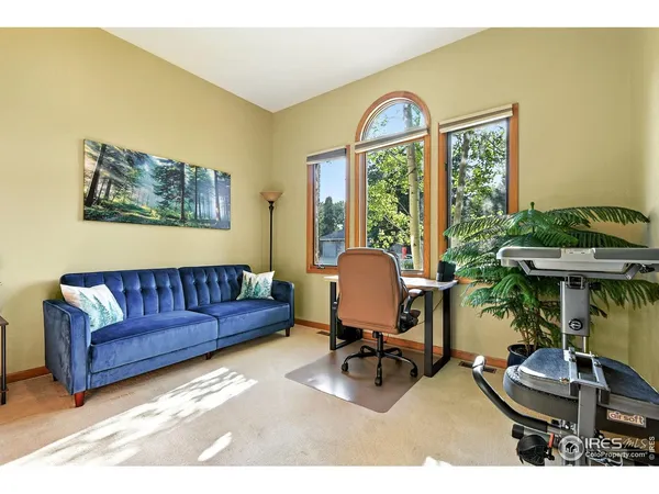 $1,097,000 | 2020 Diamond Drive, Longmont, CO 80504