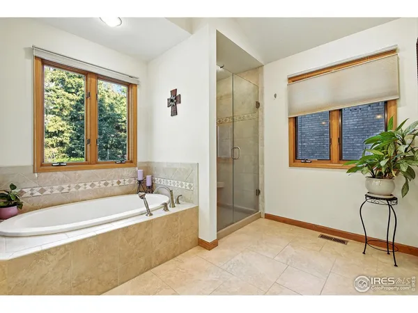 $1,097,000 | 2020 Diamond Drive, Longmont, CO 80504