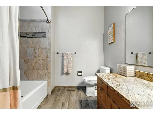 $1,097,000 | 2020 Diamond Drive, Longmont, CO 80504