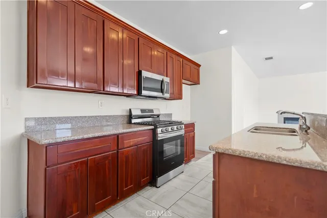 $495,000 | 15246 Diamond Road, Victorville, CA 92394