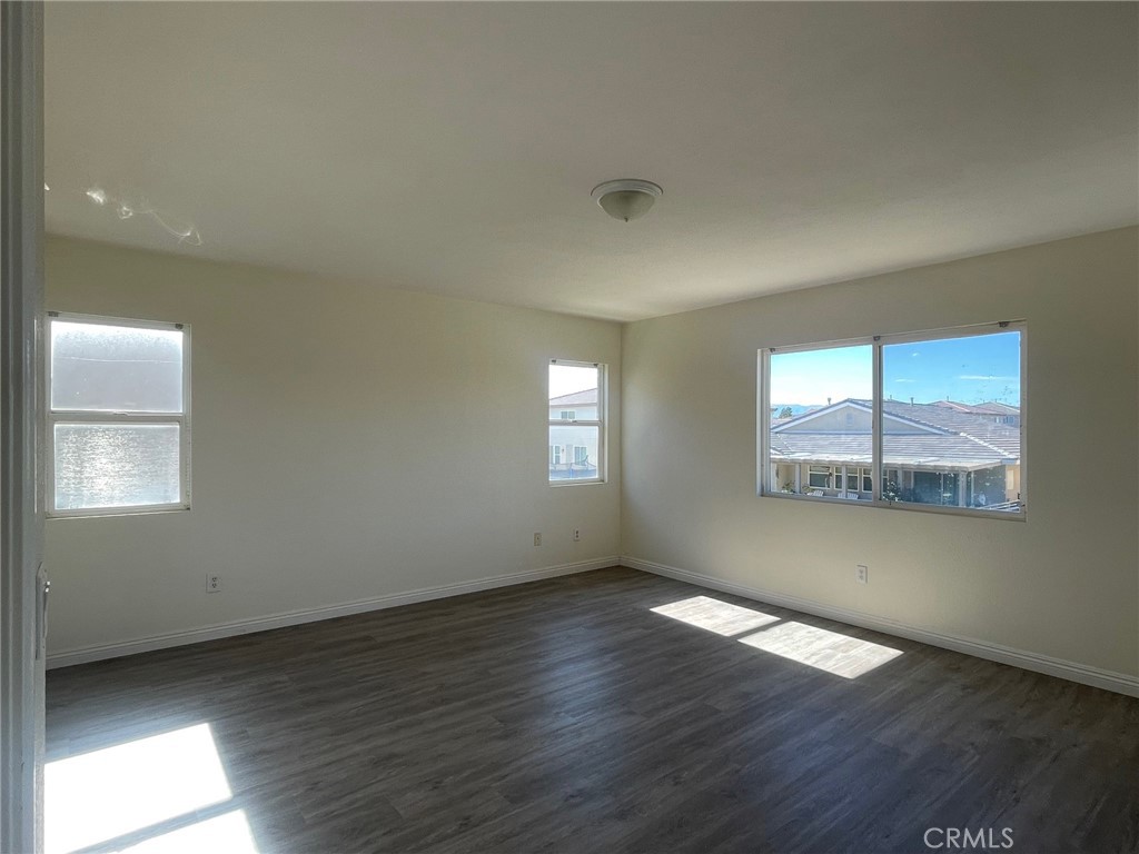 15246 Diamond Road Victorville, CA 92394 - Photo 16 of 33