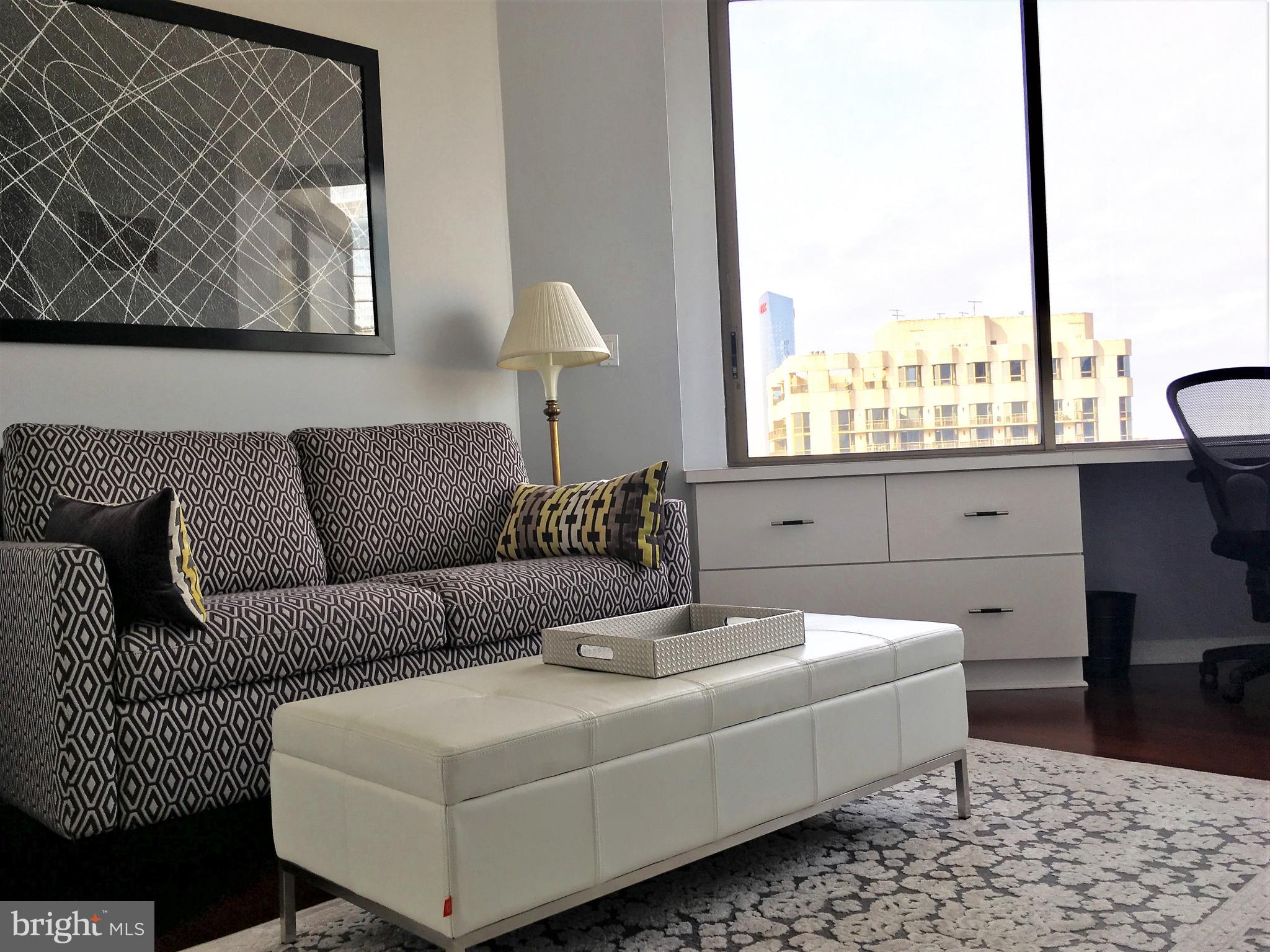 202-210 West Rittenhouse Square, Unit 2402 Philadelphia, PA 19103 - Photo 12 of 20 2nd Bedroom (used as Den) can fit full bed!