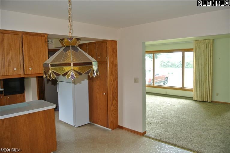 665 Swartz Road Akron, OH 44319 - Photo 4 of 28