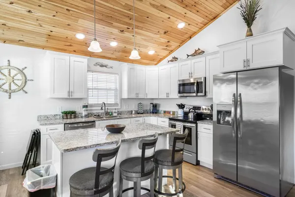 $995,000 | 37-39 Whistle Lane, Shenandoah, VA 22849
