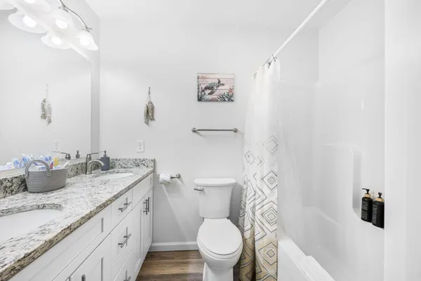 $995,000 | 37-39 Whistle Lane, Shenandoah, VA 22849