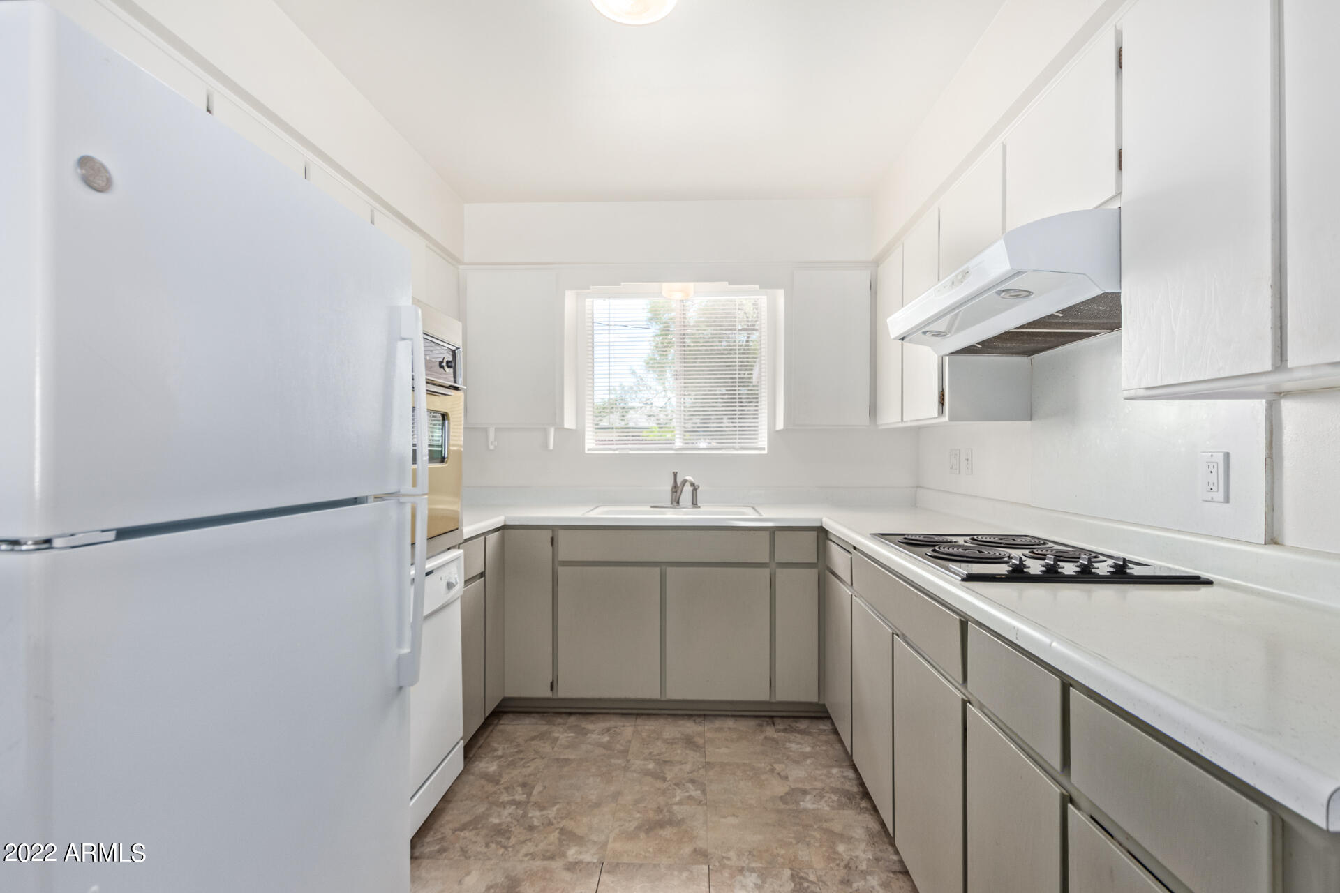 5323 Casper Road Mesa, AZ 85205 - Photo 5 of 18 10 - Casper