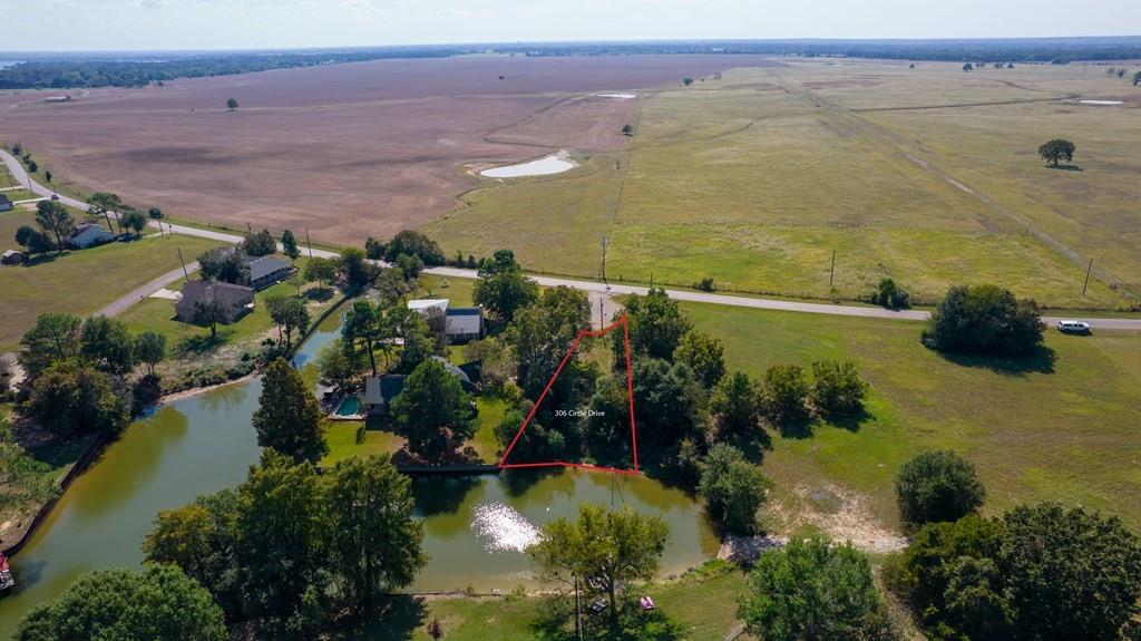 306 Circle Ranch Road Trinidad, TX 75163 - Photo 2 of 8 a view of lake