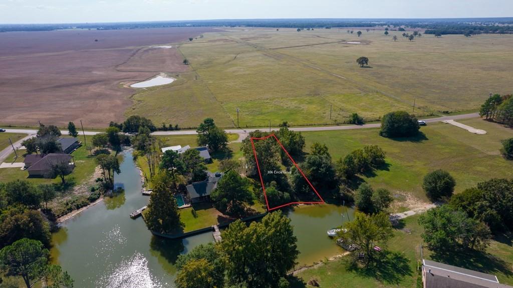 306 Circle Ranch Road Trinidad, TX 75163 - Photo 4 of 8 a view of a lake