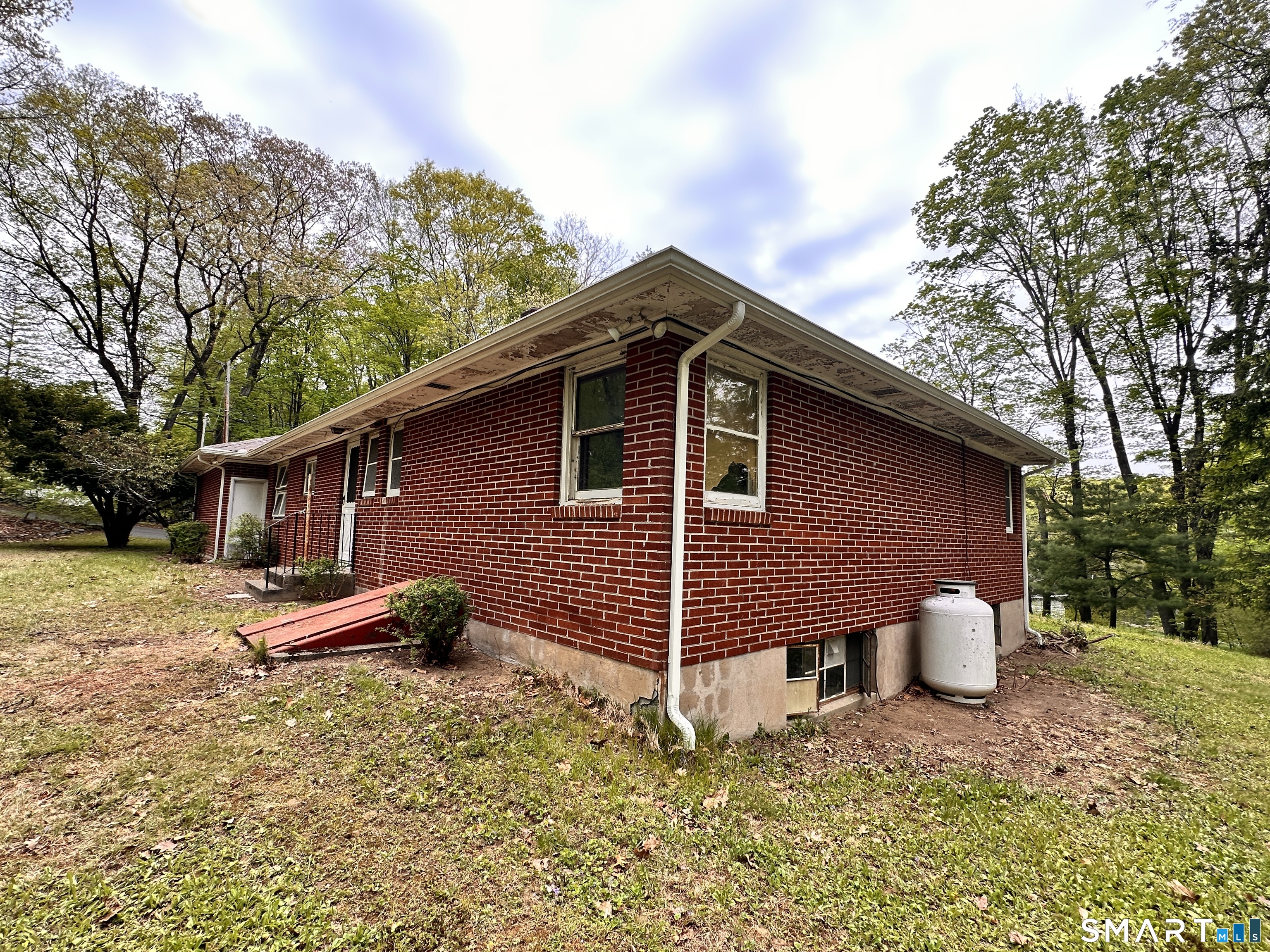 5 Old Town Road Seymour, CT 06483 - Photo 5 of 40