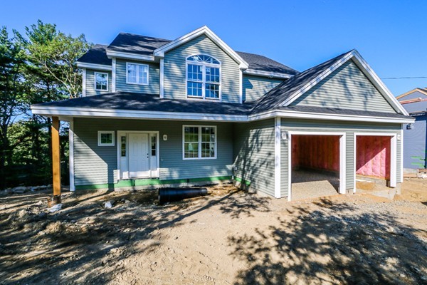 18 R Jewett Road Beverly, MA 01915 - Photo 1 of 9 Gallery Image 1