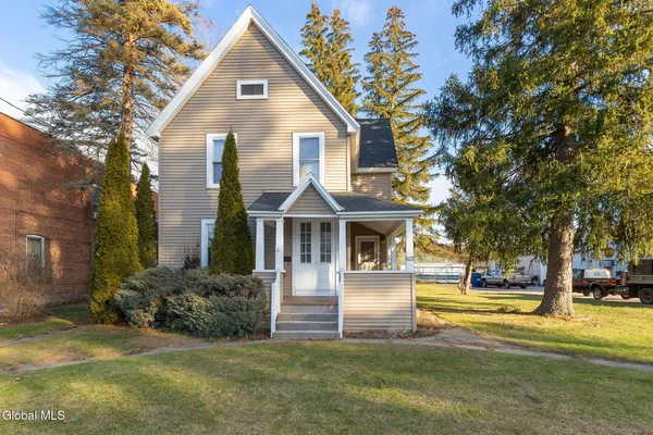 $205,000 | 180 Main Street, Hoosick Falls, NY 12090