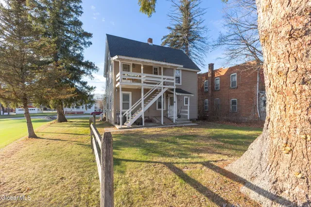 $205,000 | 180 Main Street, Hoosick Falls, NY 12090