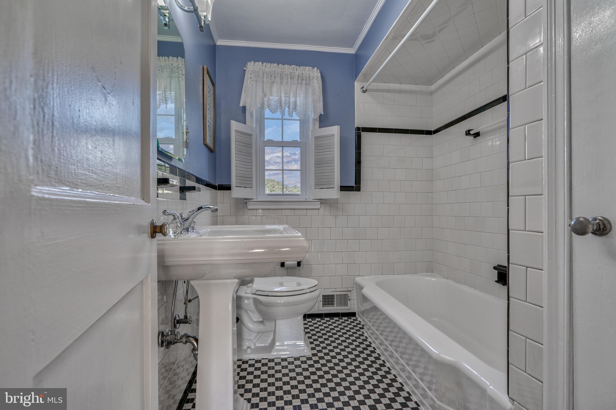 1901 Glen Ridge Road Towson, MD 21286 - Photo 27 of 42