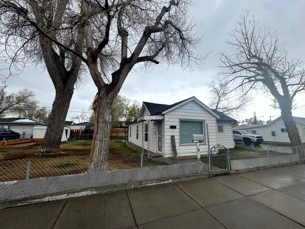 $210,000 | 1224 11th Street, Rock Springs, WY 82901