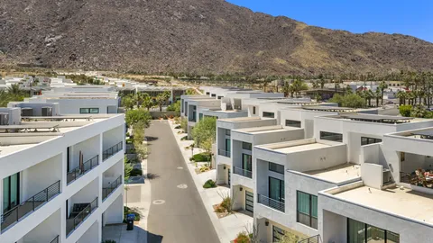 $945,000 | 318 Huddle Spgs Way, Palm Springs, CA 92264