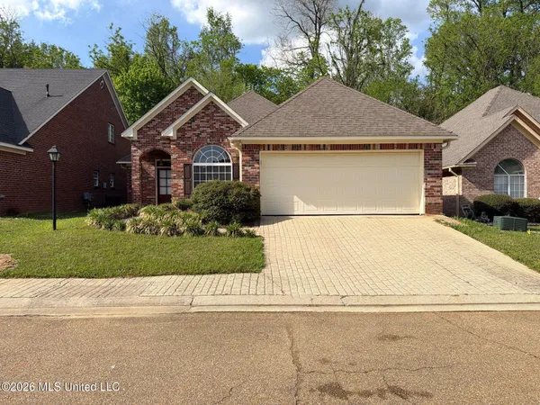 $189,900 | 240 Pear Orchard Drive, Vicksburg, MS 39180